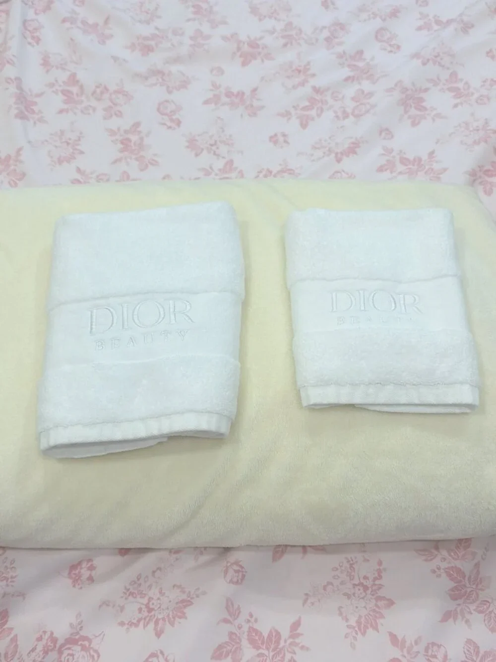 Dior Beauty Embroidered White Hand Towels – Set of 2